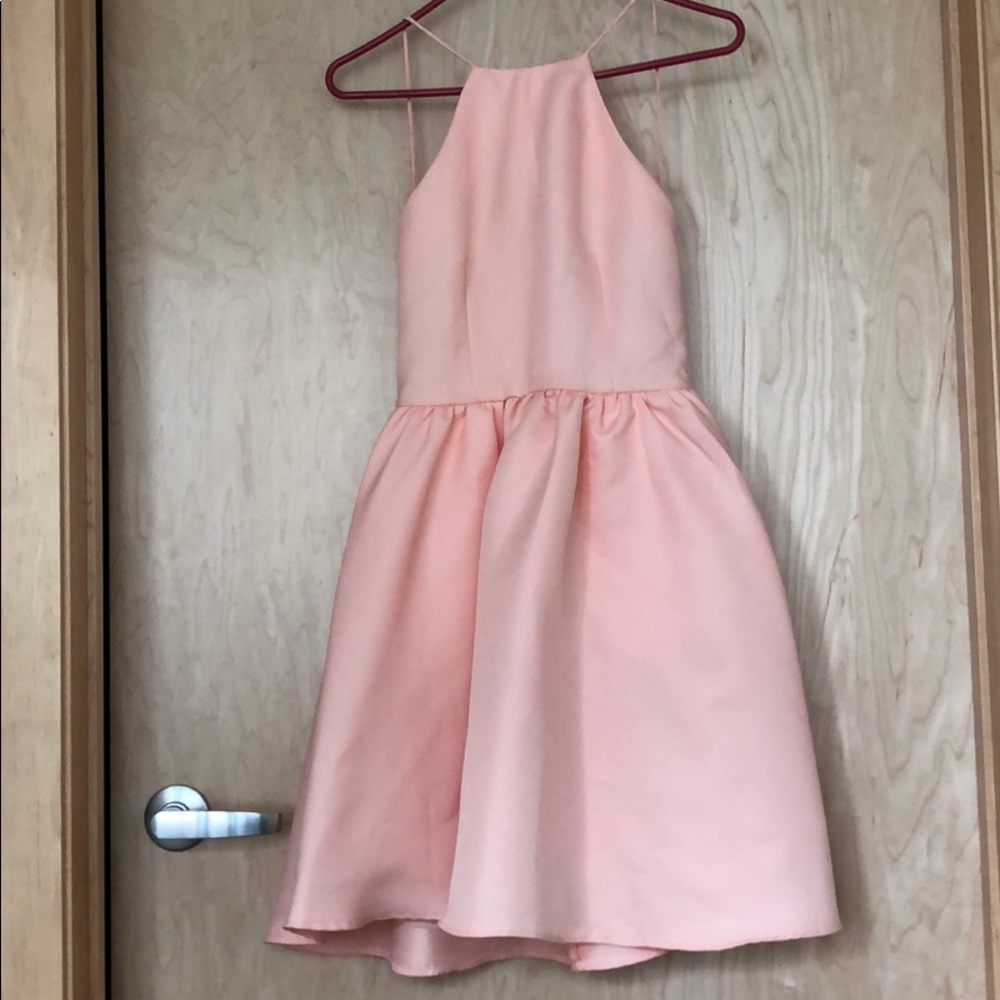 Lulu’s peach dress! 💕🔥